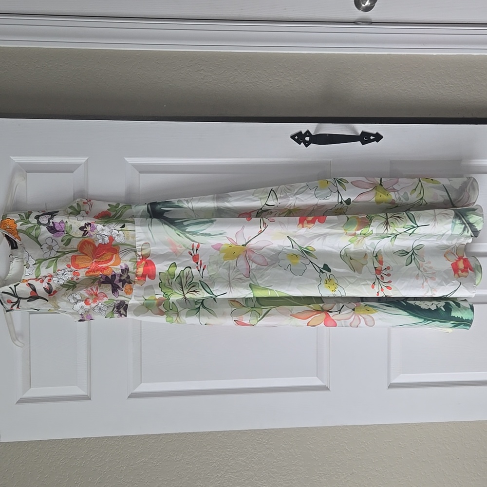 Vibrant Floral Sleeveless Maxi Dress